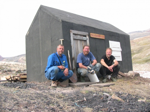 Noa Sø Hytten after restoring by Nanok in 2008. Asger Lakmann Nielsen, Peter Schmidt Mikkelsen, Søren Andersen 